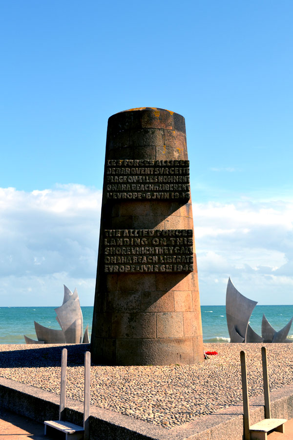 kassel-paris-omaha-beach-monument-normandy